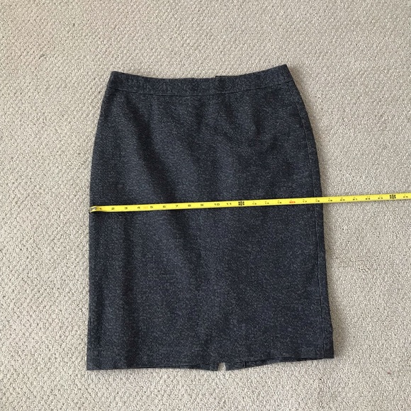 Ann Taylor pencil skirt textured material SZ 4 - Picture 4 of 8